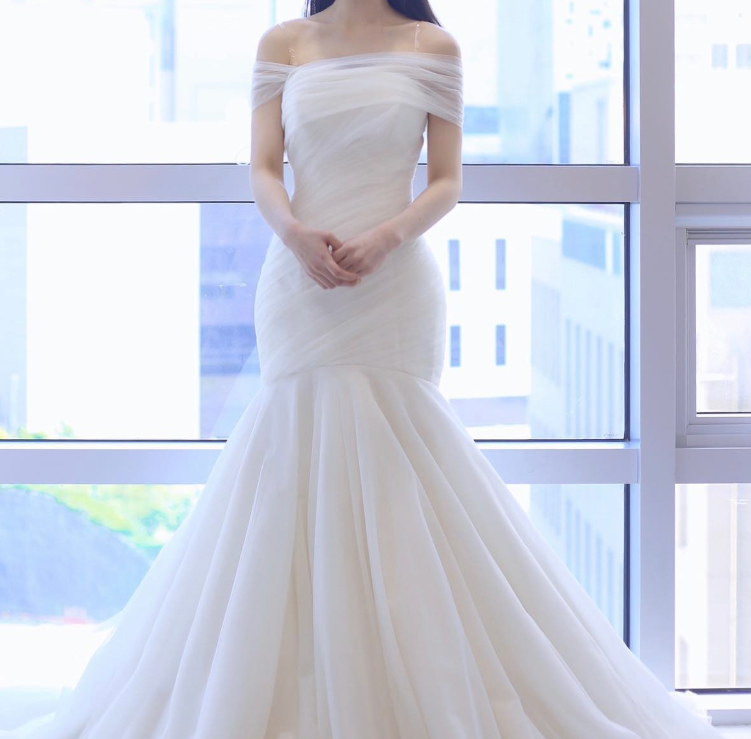 머메이드 라인 드레스 웨딩 촬영용